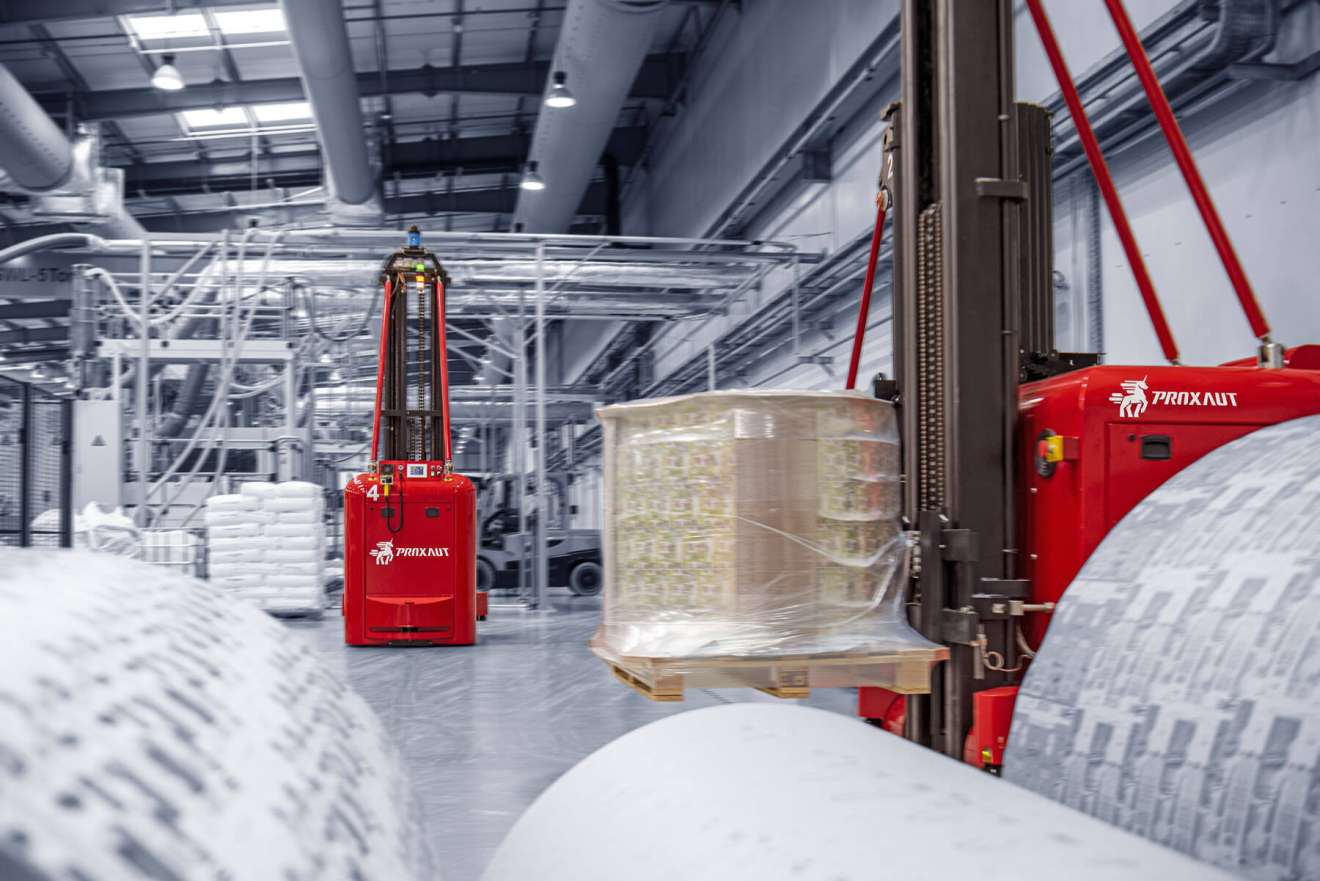 “Proxaut, la “sartoria dell’AGV”, dove si progettano e si realizzano modelli personalizzati, speciali, cuciti sulle esigenze del cliente”